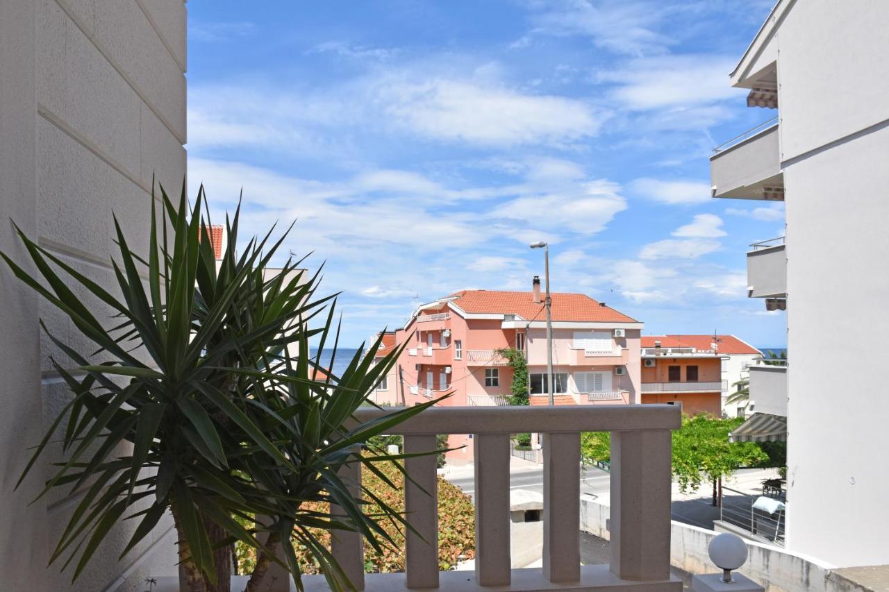Apartments Stone Tučepi Exterior foto